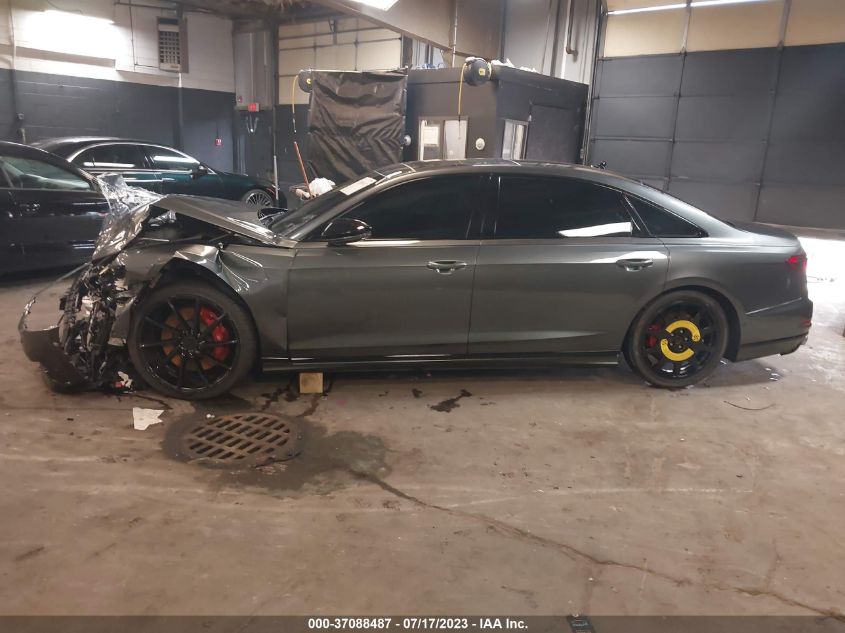 2020 AUDI S8 TFSI QUATTRO TIPTRONIC WAU8SBF80LN009095