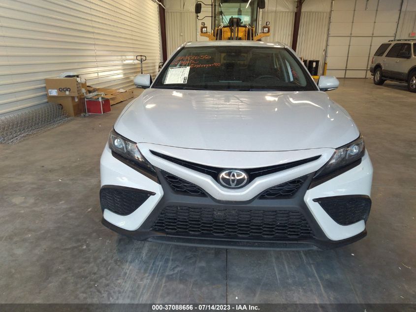 2022 TOYOTA CAMRY SE - 4T1G11AK9NU035939