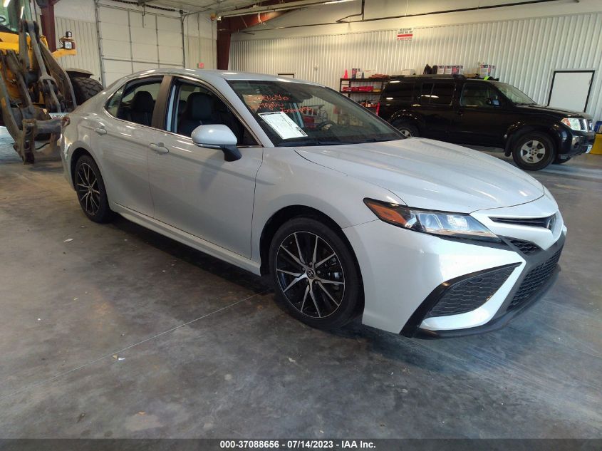 2022 TOYOTA CAMRY SE - 4T1G11AK9NU035939