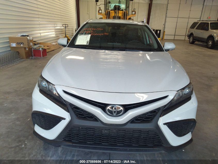 2022 TOYOTA CAMRY SE - 4T1G11AK9NU035939