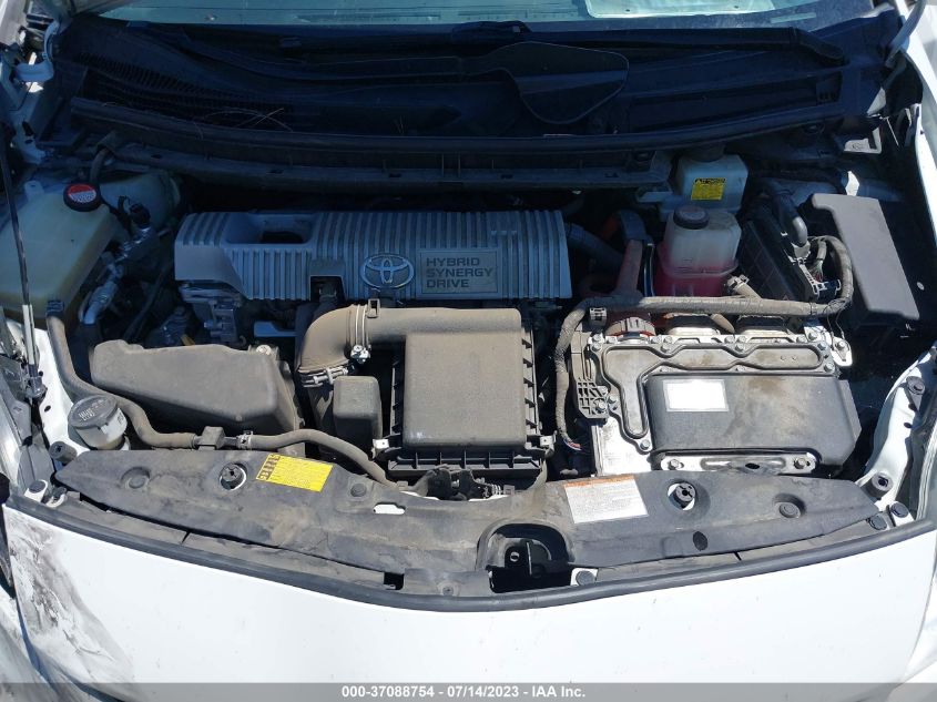 2015 TOYOTA PRIUS FOUR - JTDKN3DU1F1912339