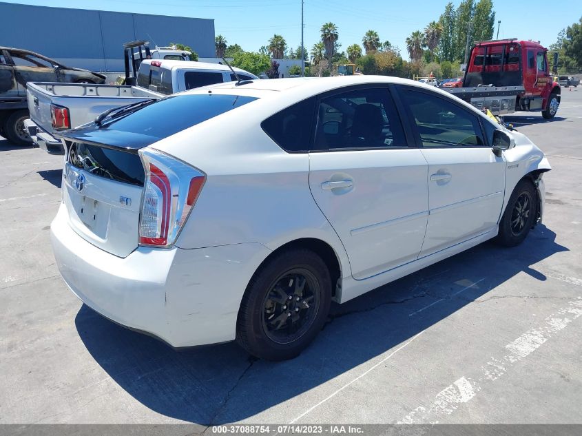 2015 TOYOTA PRIUS FOUR - JTDKN3DU1F1912339