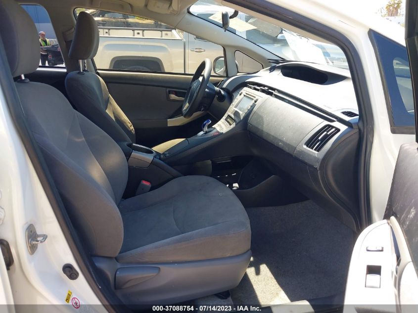 2015 TOYOTA PRIUS FOUR - JTDKN3DU1F1912339