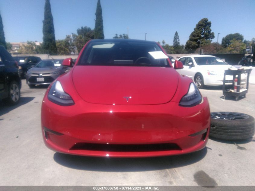 2021 TESLA MODEL Y STANDARD RANGE - 5YJYGDED5MF112883