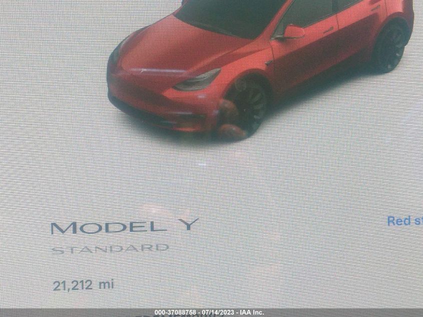 2021 TESLA MODEL Y STANDARD RANGE - 5YJYGDED5MF112883