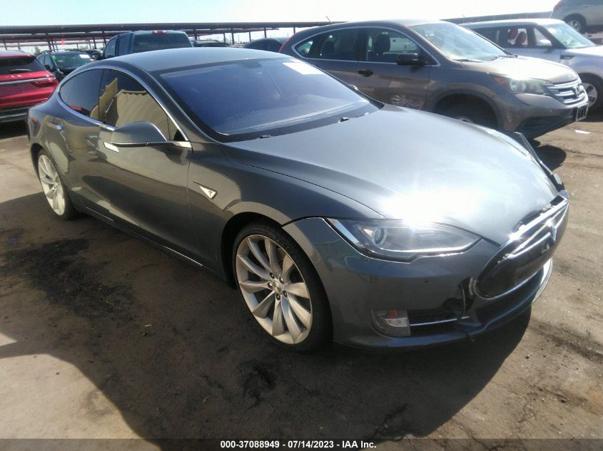 2014 TESLA MODEL S 60 KWH BATTERY/P85 - 5YJSA1H13EFP48033