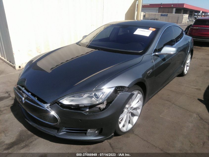 2014 TESLA MODEL S 60 KWH BATTERY/P85 - 5YJSA1H13EFP48033