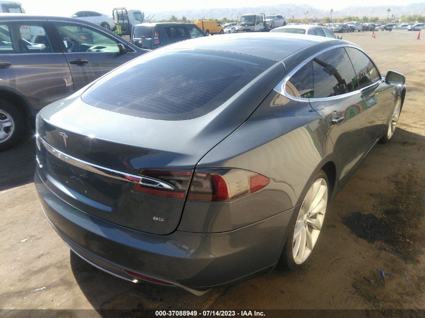 2014 TESLA MODEL S 60 KWH BATTERY/P85 - 5YJSA1H13EFP48033