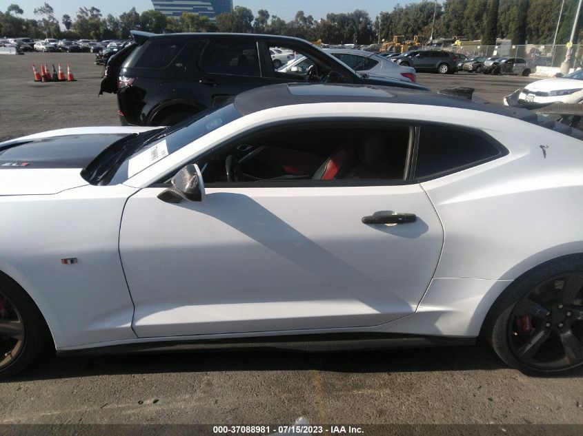 2017 CHEVROLET CAMARO 2SS - 1G1FH1R76H0144939
