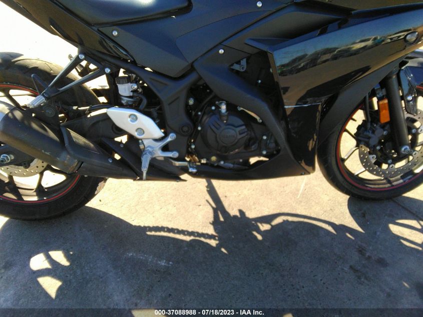 2016 YAMAHA YZFR3 MH3RH06Y5GK014151