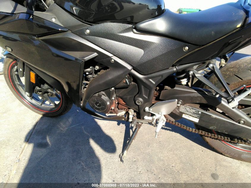 2016 YAMAHA YZFR3 MH3RH06Y5GK014151