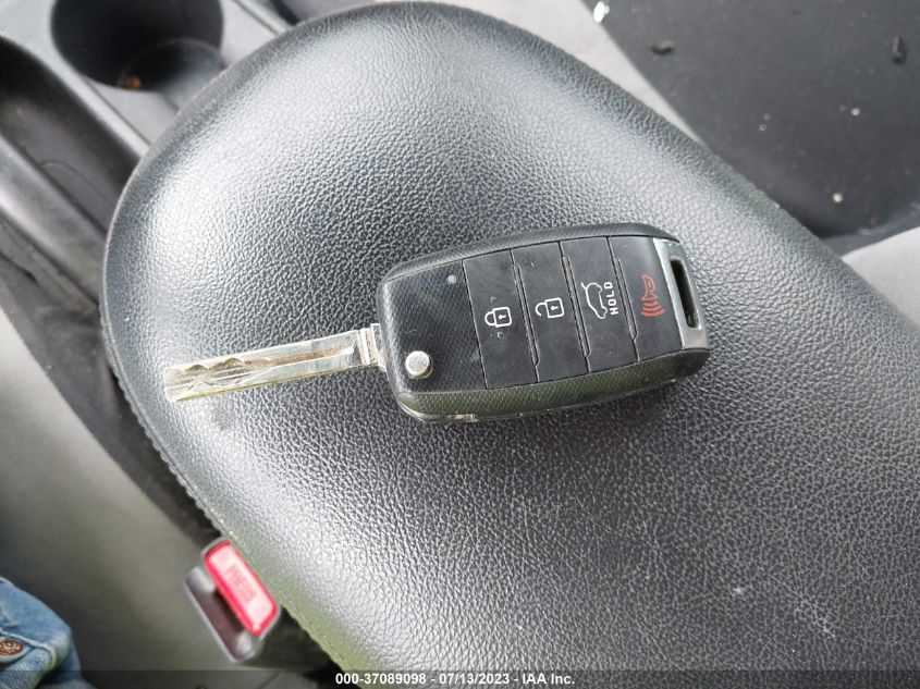 2016 KIA SOUL BASE - KNDJN2A28G7267065
