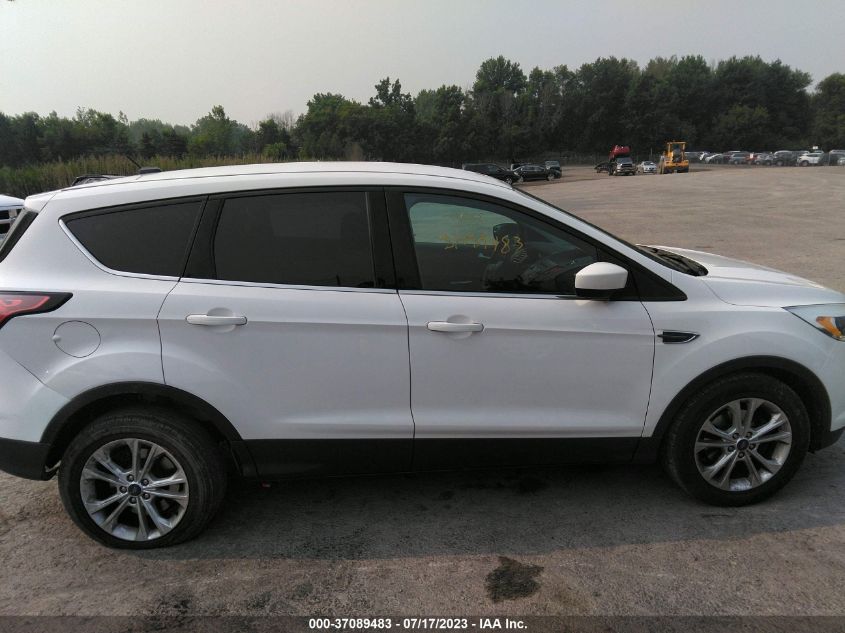 2017 FORD ESCAPE SE - 1FMCU0GD2HUE88698