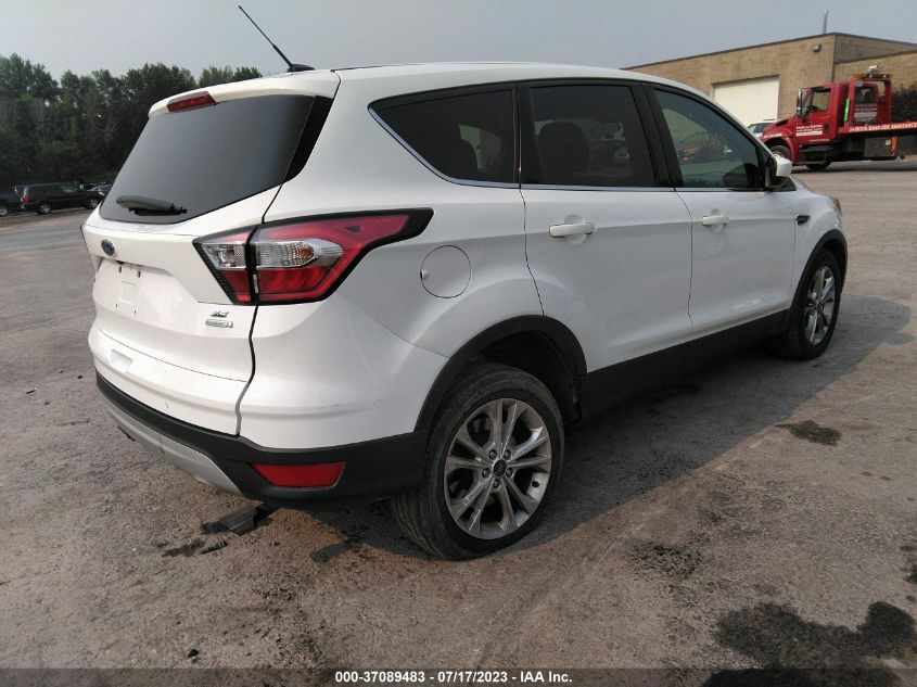 2017 FORD ESCAPE SE - 1FMCU0GD2HUE88698