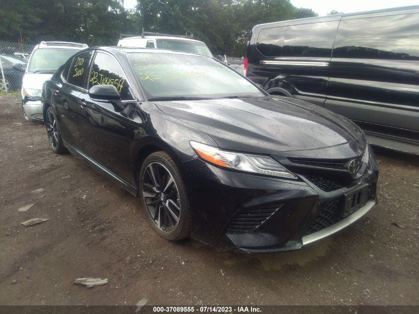2019 TOYOTA CAMRY XSE - 4T1B61HK0KU728556