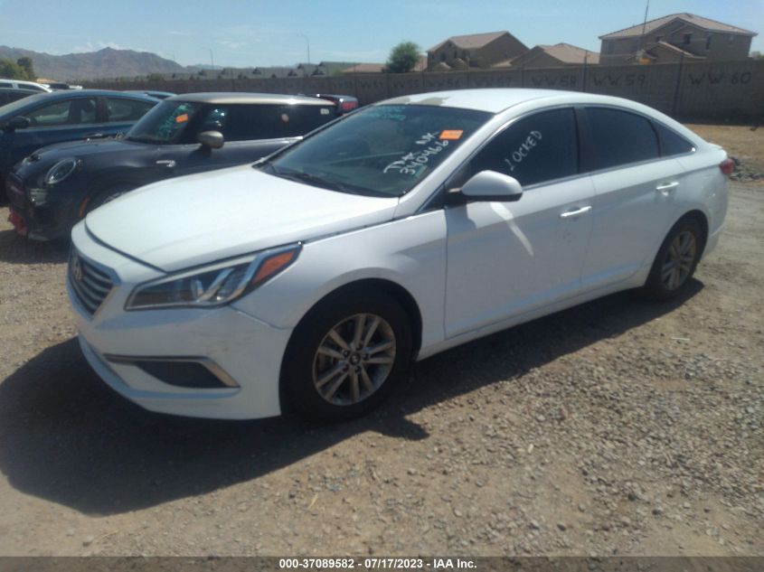 2016 HYUNDAI SONATA 2.4L SE - 5NPE24AF2GH340466