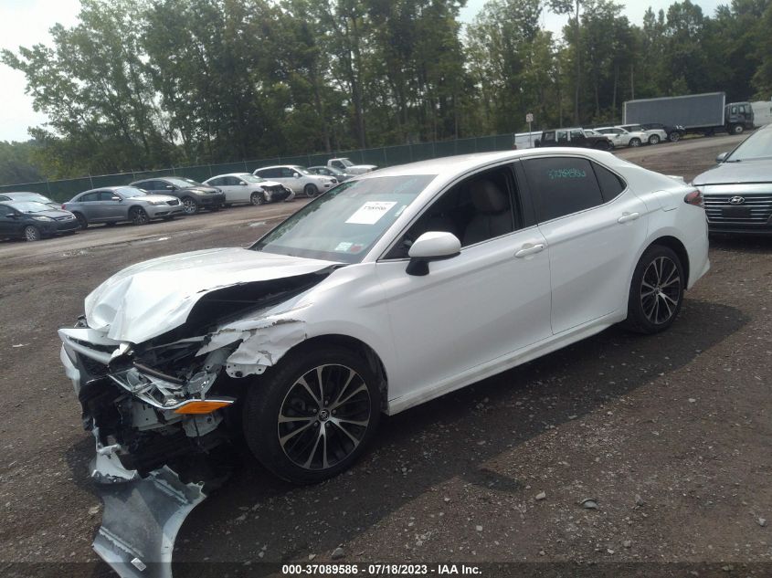 2018 TOYOTA CAMRY LE/SE/XLE/L - 4T1B11HK1JU580155