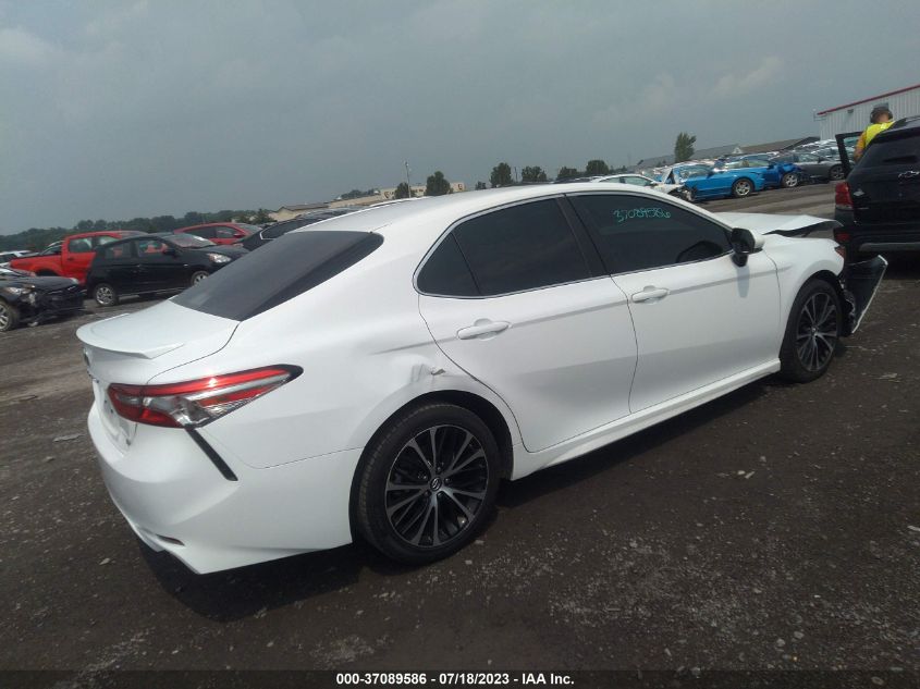 2018 TOYOTA CAMRY LE/SE/XLE/L - 4T1B11HK1JU580155