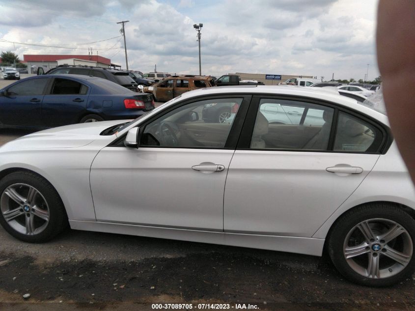 2013 BMW 3 SERIES 328I - WBA3A5G59DNP23554