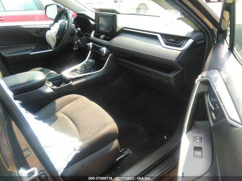 2020 TOYOTA RAV4 LE - 2T3B1RFV0LW103836