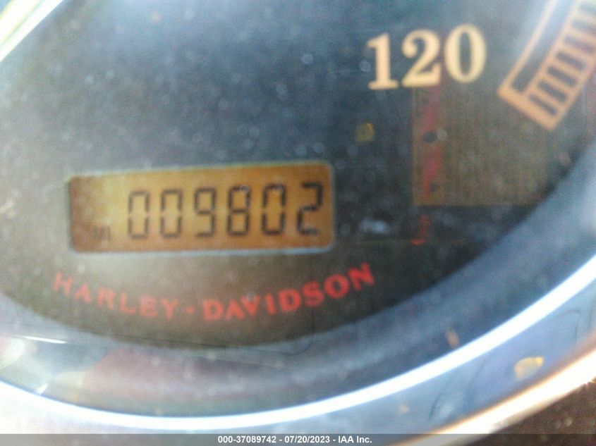 2010 HARLEY-DAVIDSON FLSTFB - 1HD1JN511AB027521