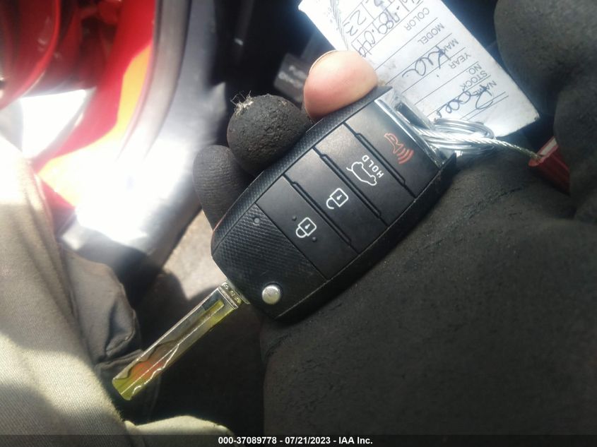 2015 KIA SPORTAGE LX - KNDPBCAC8F7764052