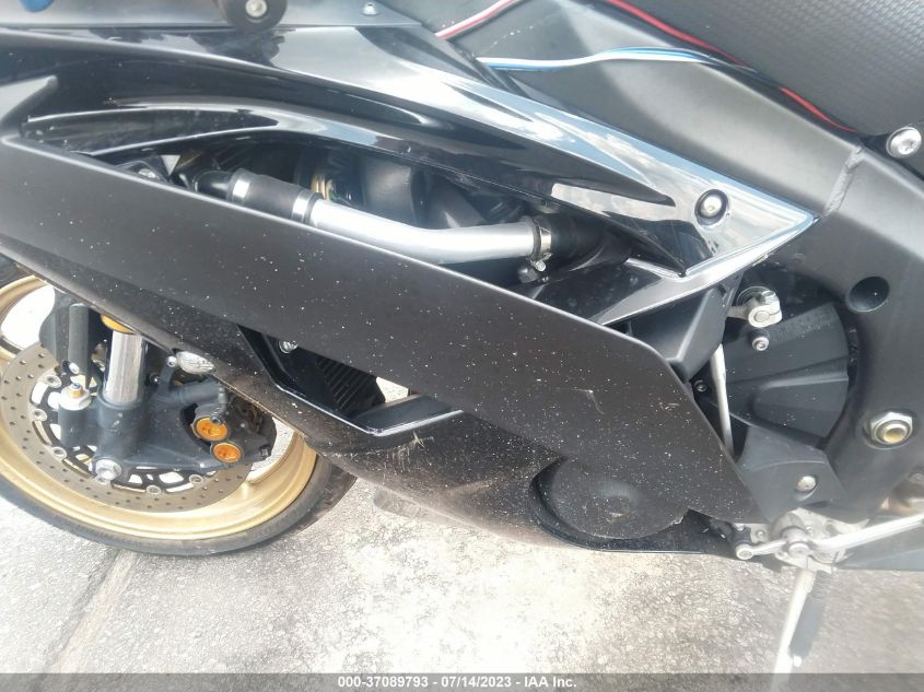 2009 YAMAHA YZFR6 JYARJ16E59A015027