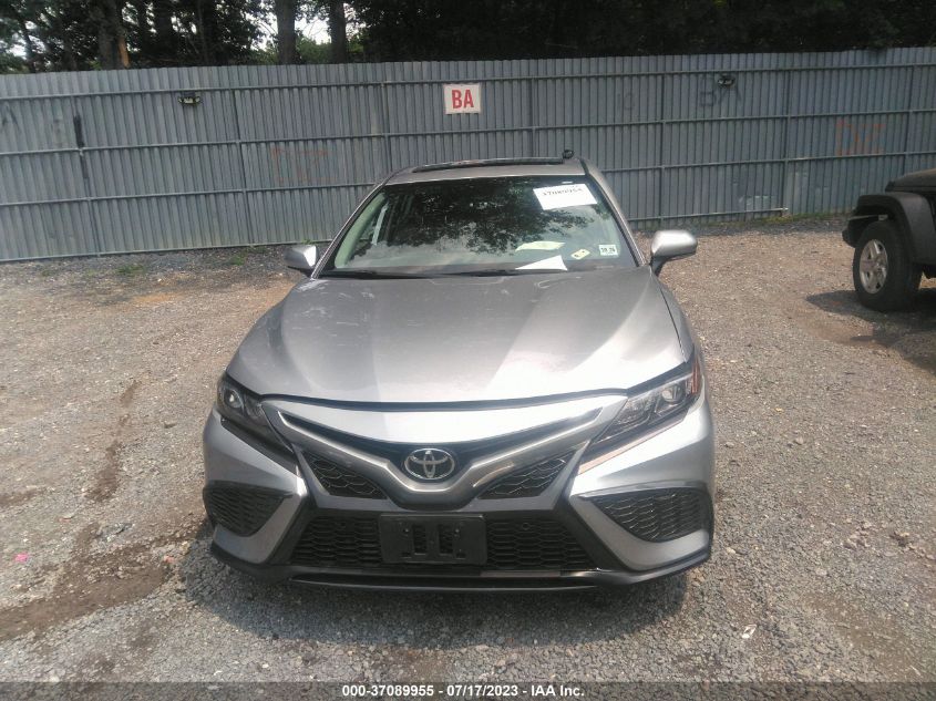 2022 TOYOTA CAMRY SE - 4T1T11AK8NU630411