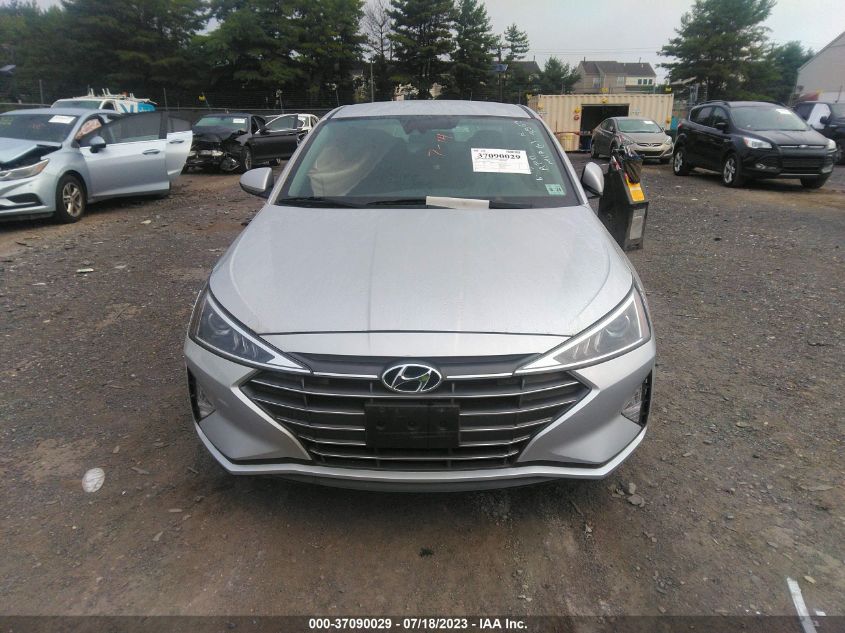 2020 HYUNDAI ELANTRA SE - 5NPD74LF4LH525610