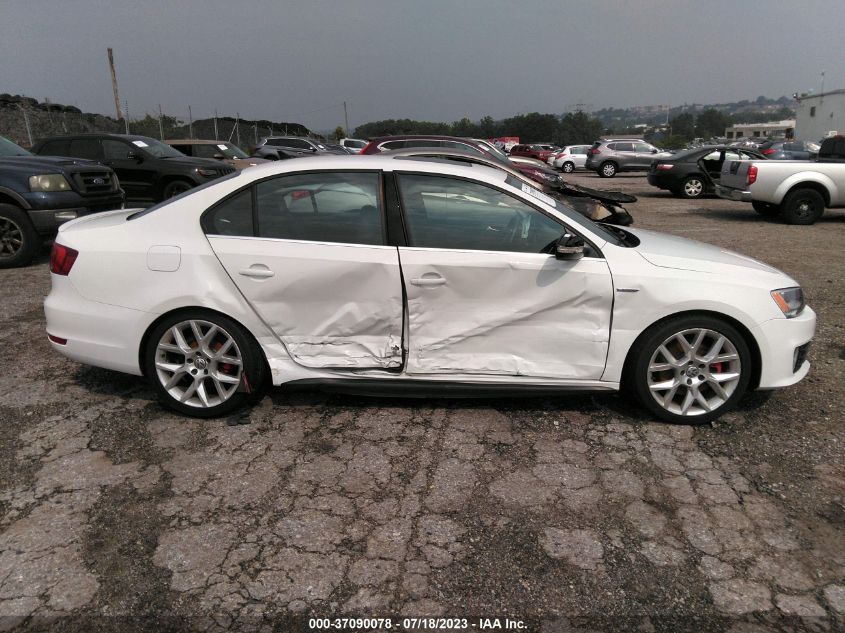 2014 VOLKSWAGEN JETTA SEDAN GLI EDITION 30 - 3VW5T7AJ3EM297599