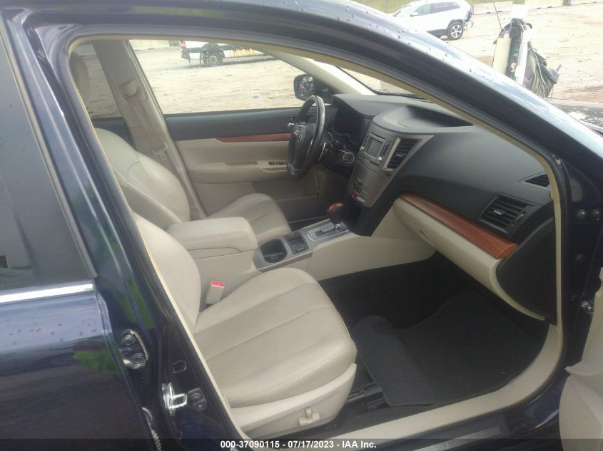 2013 SUBARU OUTBACK 2.5I LIMITED - 4S4BRBKCXD3270399