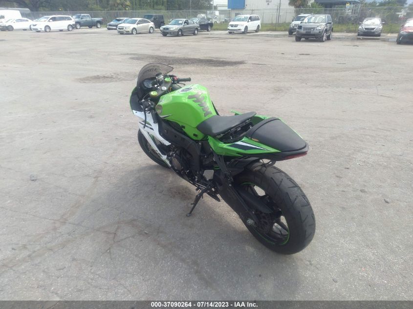 2015 KAWASAKI ZX636 E JKBZXJE15FA014799