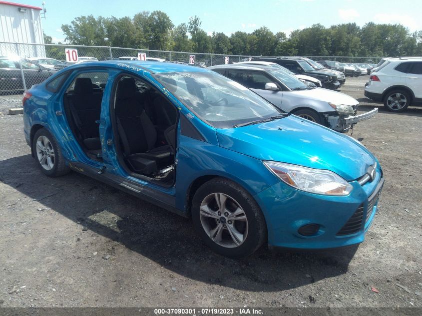 2014 FORD FOCUS SE - 1FADP3F20EL438195