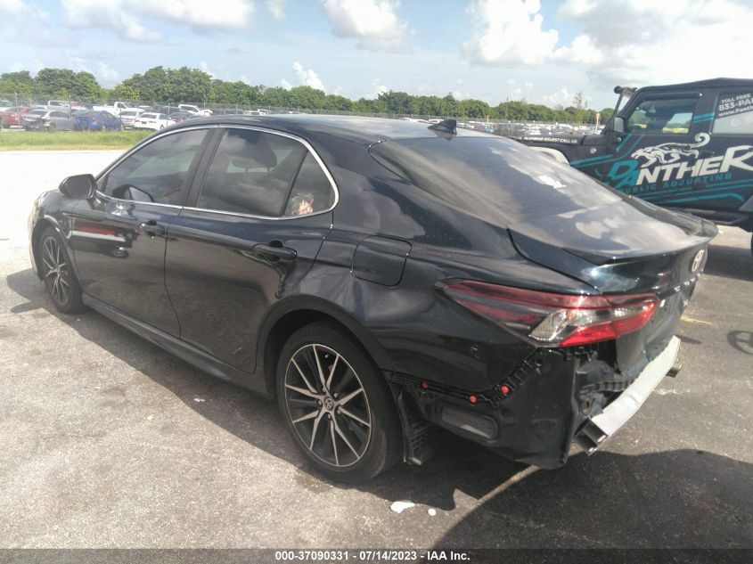 2021 TOYOTA CAMRY SE/SE NIGHT SHADE - 4T1G11AK7MU526136