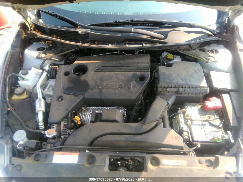 2018 NISSAN ALTIMA 2.5/S/SV/SL/SR - 1N4AL3AP5JC211094