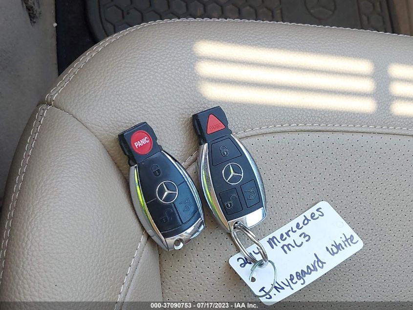 2014 MERCEDES-BENZ M-CLASS ML 350 - 4JGDA5HB4EA294775