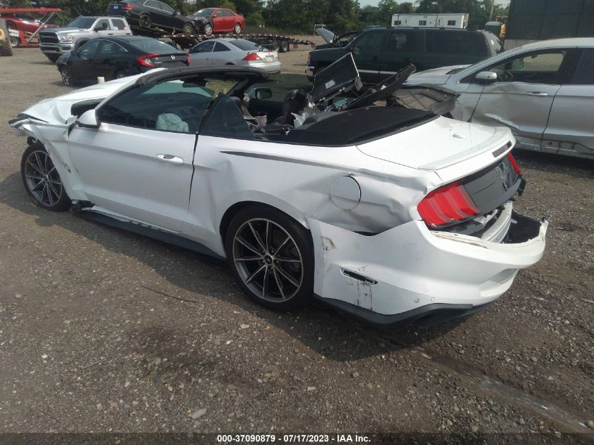 1FATP8UH1K5161881 Ford Mustang ECOBOOST 3