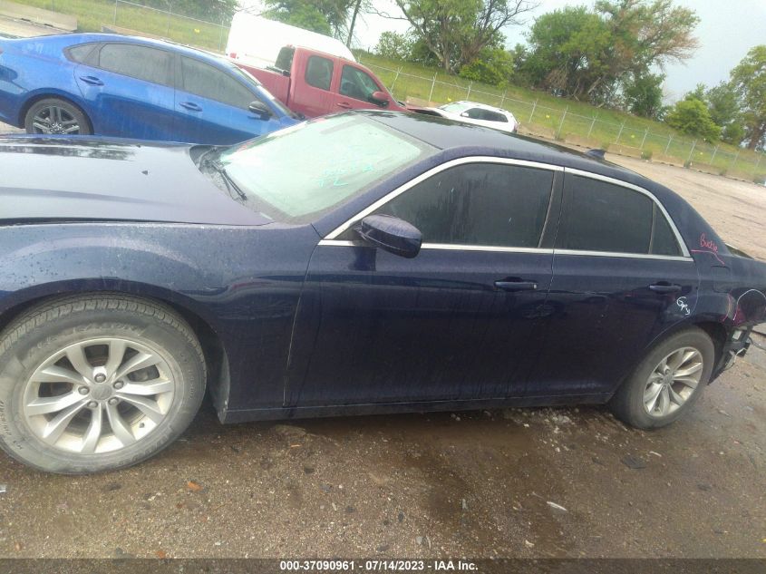 2016 CHRYSLER 300 LIMITED - 2C3CCAAG4GH238241