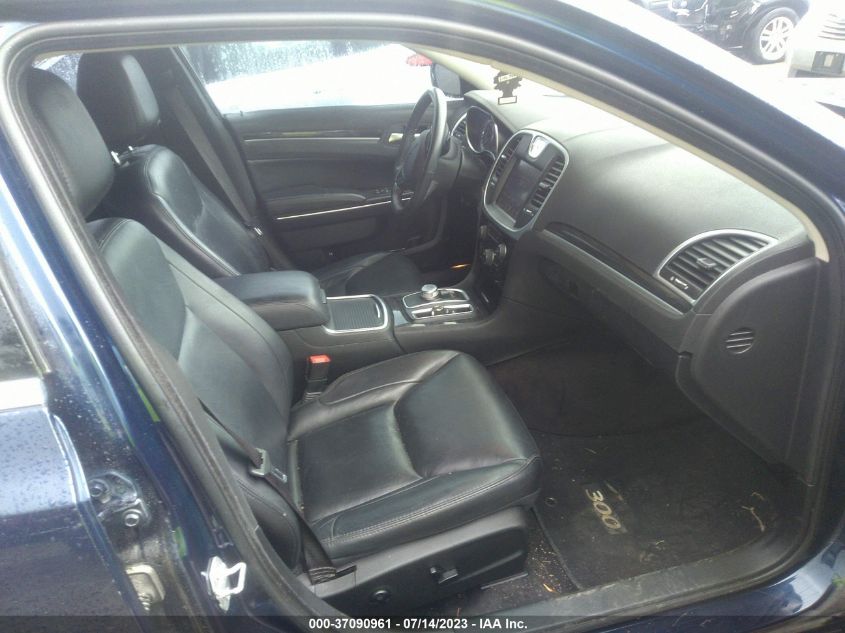 2016 CHRYSLER 300 LIMITED - 2C3CCAAG4GH238241