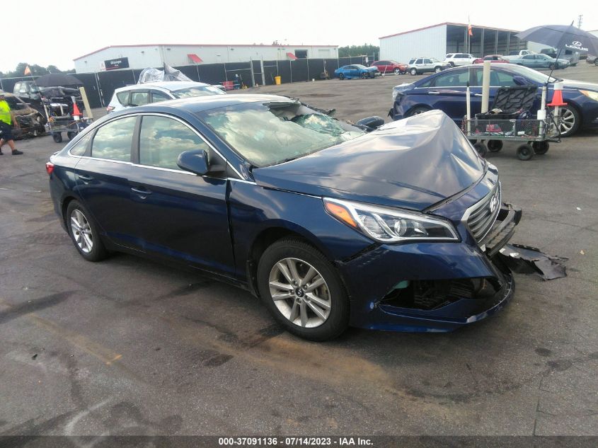 2015 HYUNDAI SONATA 2.4L SE - 5NPE24AF7FH200203