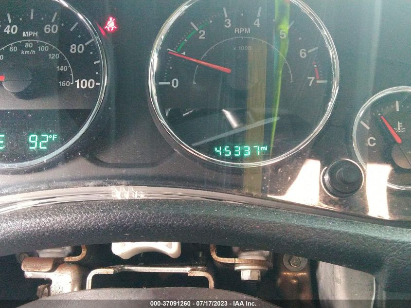 2015 JEEP WRANGLER UNLIMITED SAHARA - 1C4BJWEG3FL660930