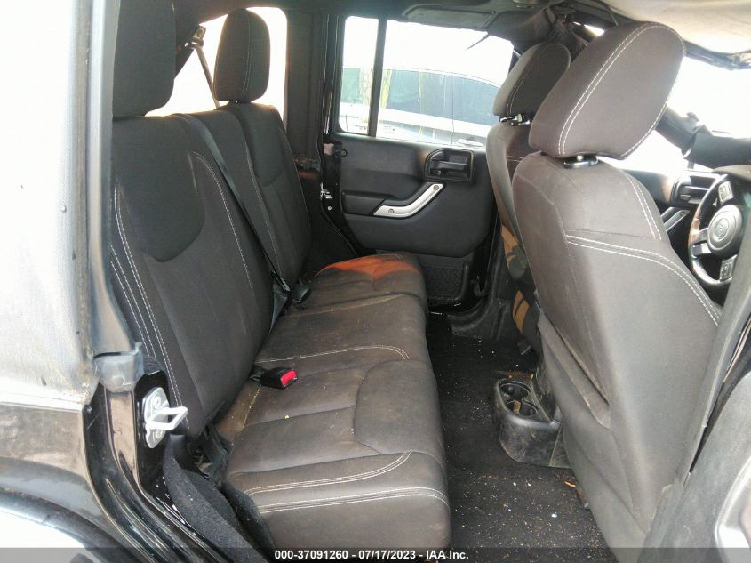 2015 JEEP WRANGLER UNLIMITED SAHARA - 1C4BJWEG3FL660930