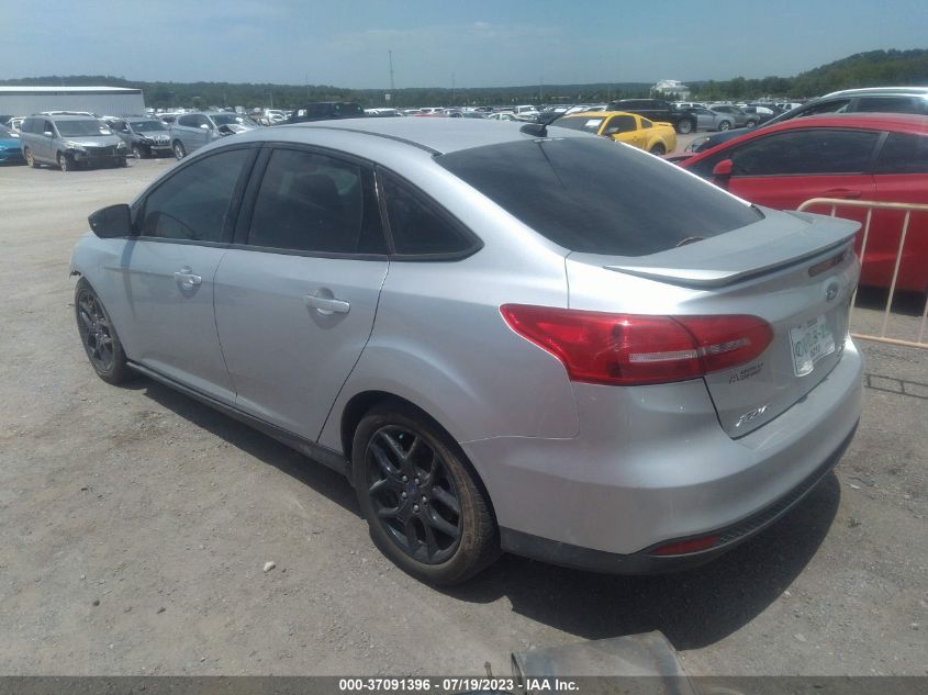 2015 FORD FOCUS SE - 1FADP3F29FL238563