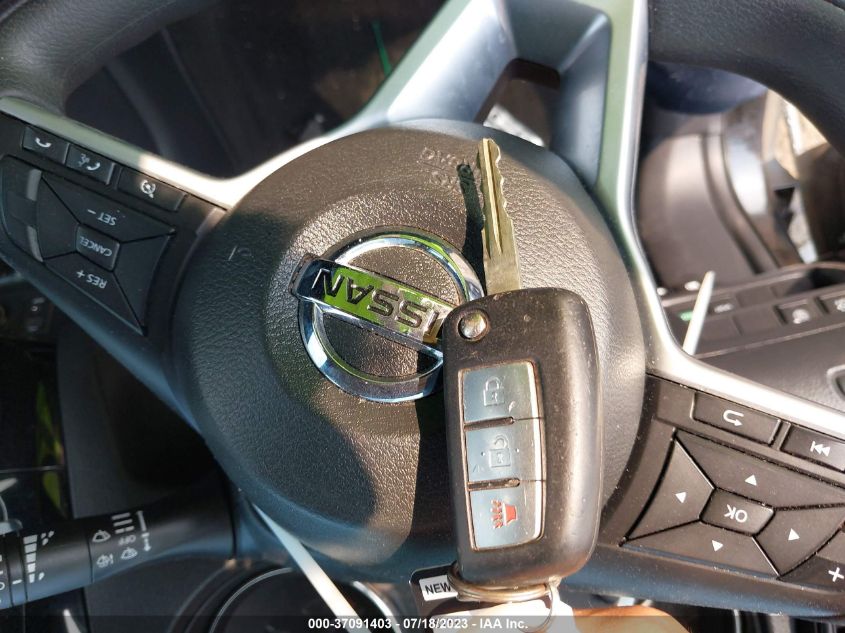 2017 NISSAN ROGUE S/SV - KNMAT2MT5HP589657