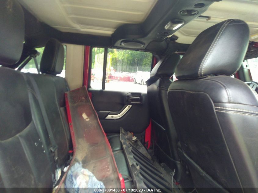 2014 JEEP WRANGLER UNLIMITED SAHARA - 1C4BJWEG5EL229827