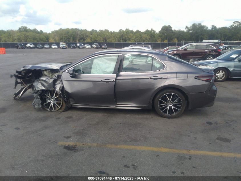 2021 TOYOTA CAMRY SE - 4T1T11AK8MU600436