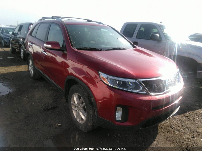 2014 KIA SORENTO LX - 5XYKT4A61EG500292