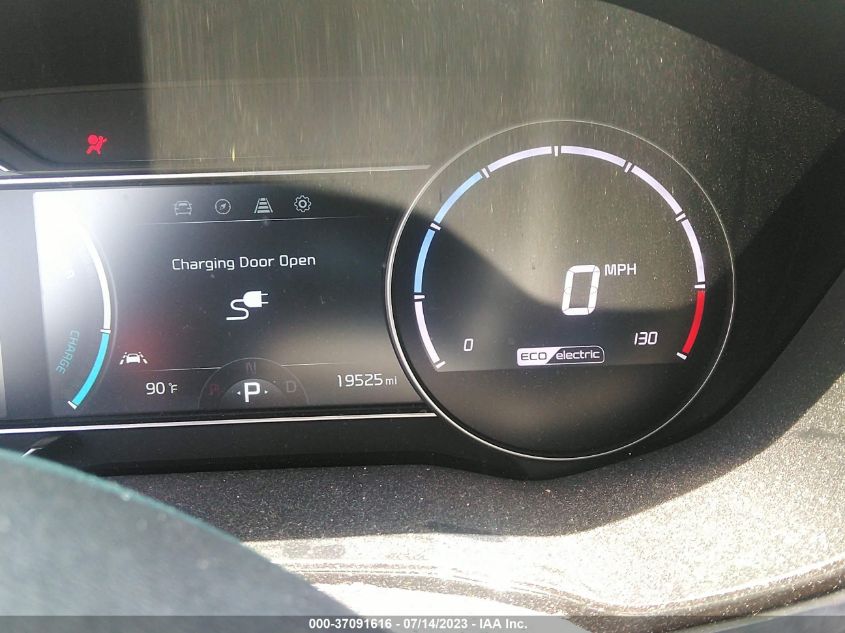 2020 KIA NIRO EV EX PREMIUM KNDCE3LG6L5031964