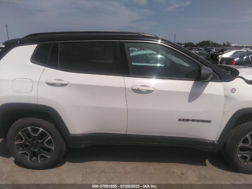 3C4NJDDB8LT111909 Jeep Compass TRAILHAWK 13