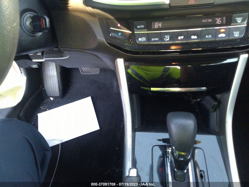 2016 HONDA ACCORD SEDAN LX - 1HGCR2F30GA015278